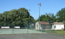 Terrain de tennis de Saint Georges du Bois